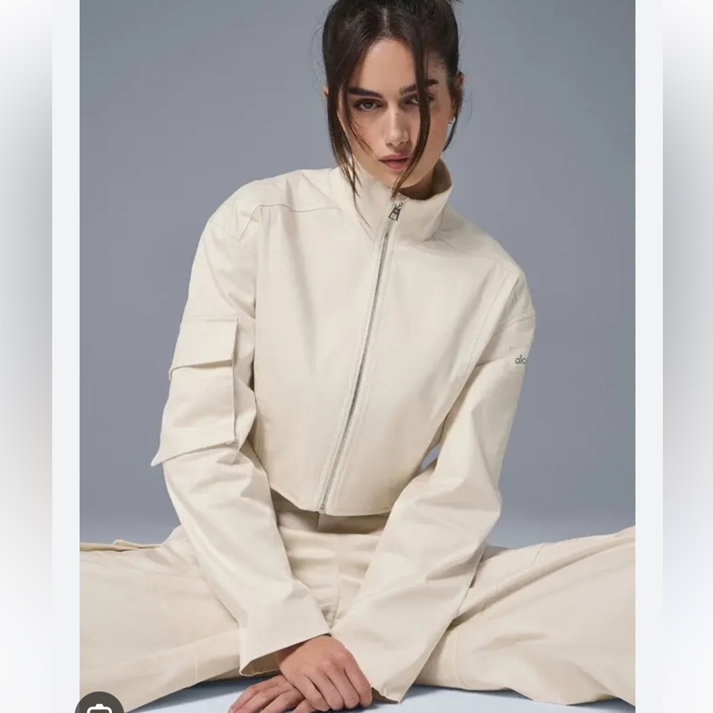 Alo night out jacket, like new.